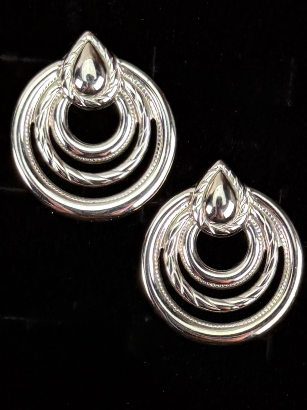 Vintage Weighted Silvertone Round Pierced Earrings